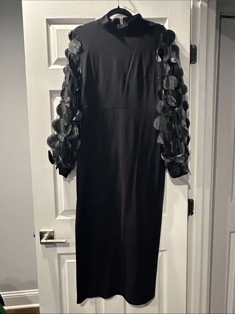 STYLEWE Black Long Sleeve Midi Dress with Sheer Circular Appliqué Sleeves - Picture 2 of 2